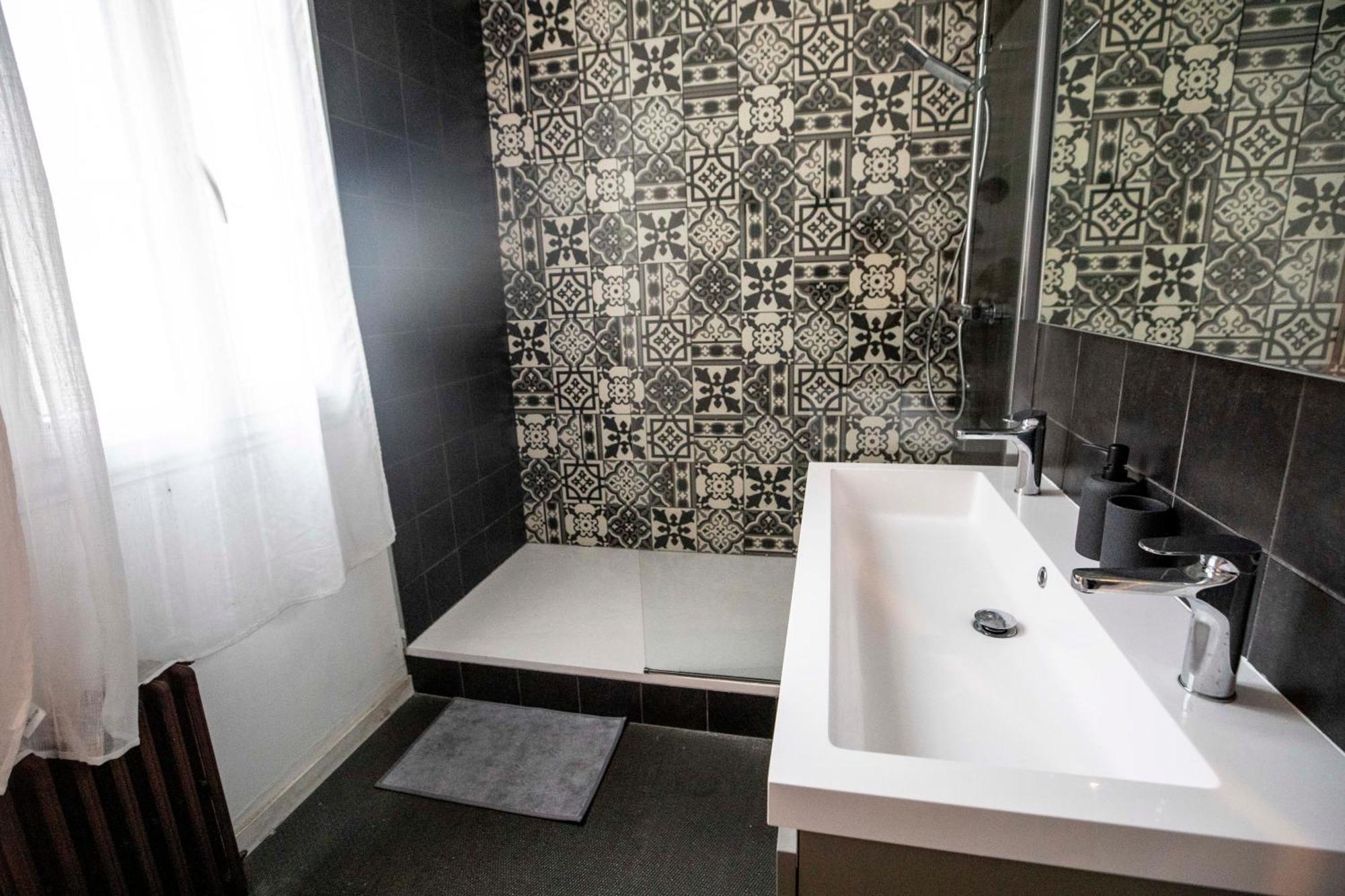L'Appartement Lieu De Qualite En Centre Ville De פאו מראה חיצוני תמונה